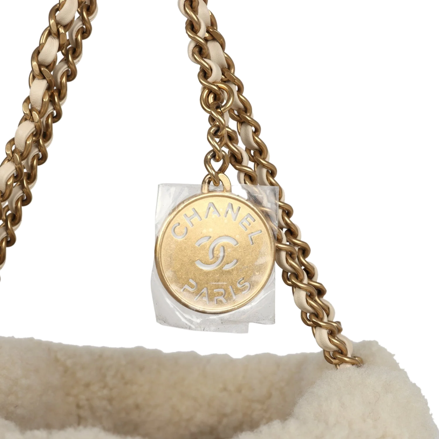 Chanel Mini 22 Bag Ecru Shearling — фото 7