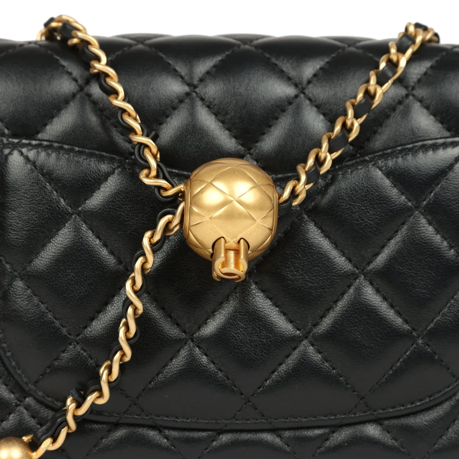 Chanel Mini Pearl Crush Square Flap Bag Black Shiny Lambskin — фото 7