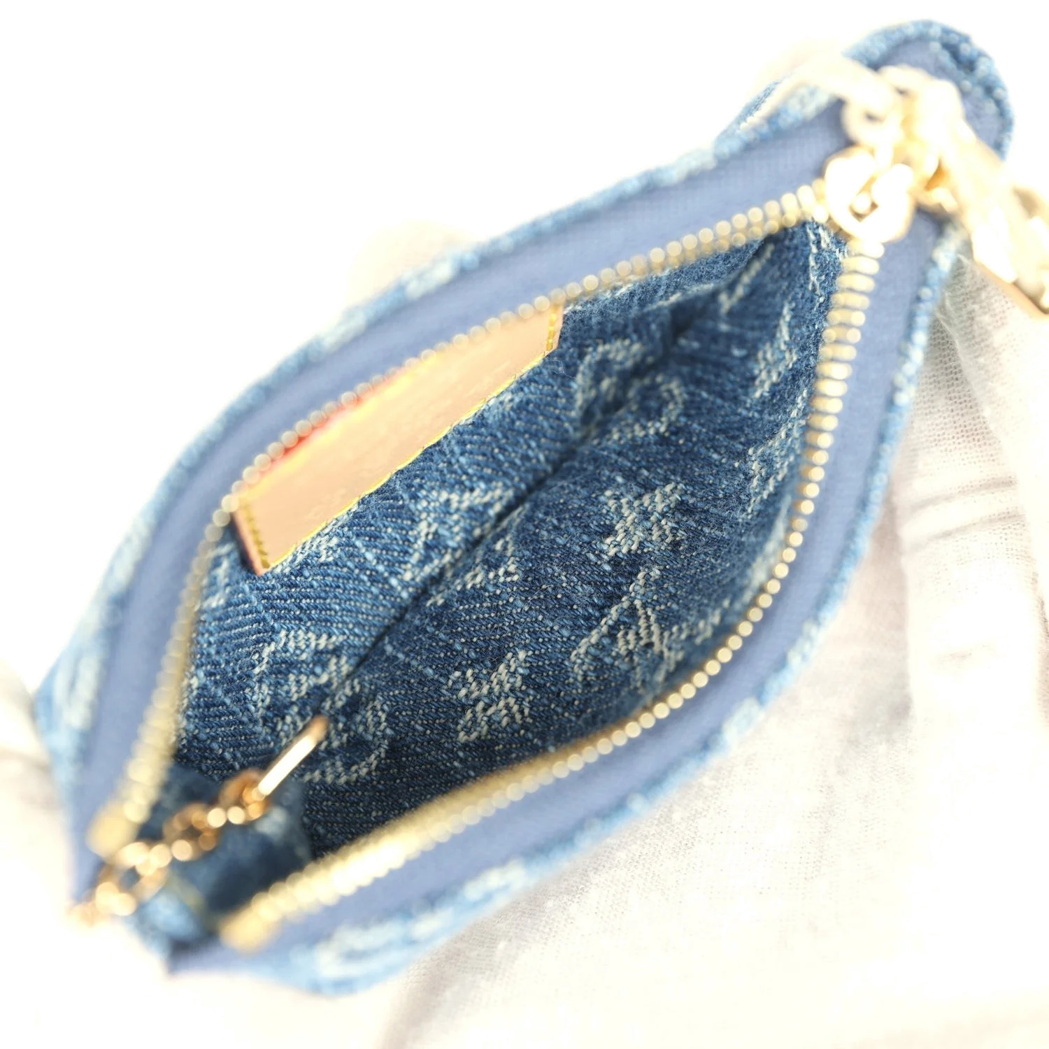 Louis Vuitton X Takashi Murakami Key Pouch Denim Monogram — фото 8