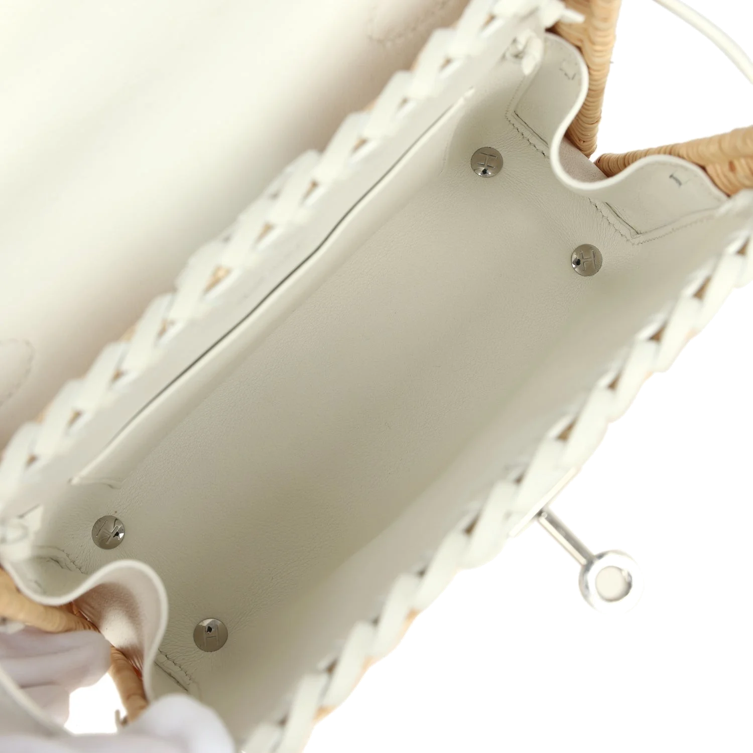 Hermes Mini Picnic Kelly 20 White Swift and Osier Wicker Palladium Hardware Белый Swift — фото 8